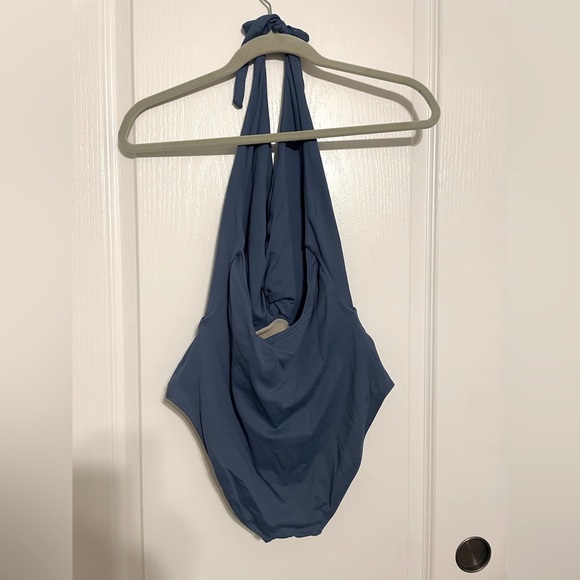 So De Mel Carlotta deep v-neck one-piece swimsuit - Picture 5 of 7